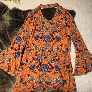 Floral bell sleeved dress